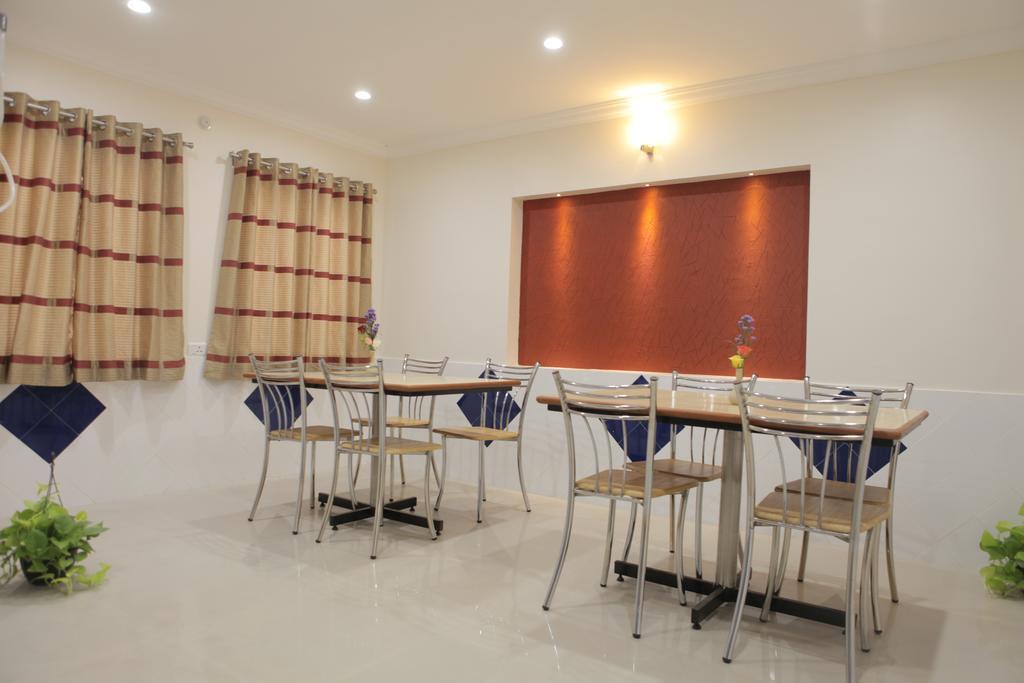 Our Nest Hotell Hyderabad Exteriör bild
